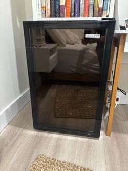 Vissani wine fridge $90 obo