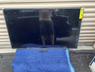 Samsung 55" UHD TV 4k MU6300 - New (Open Box)