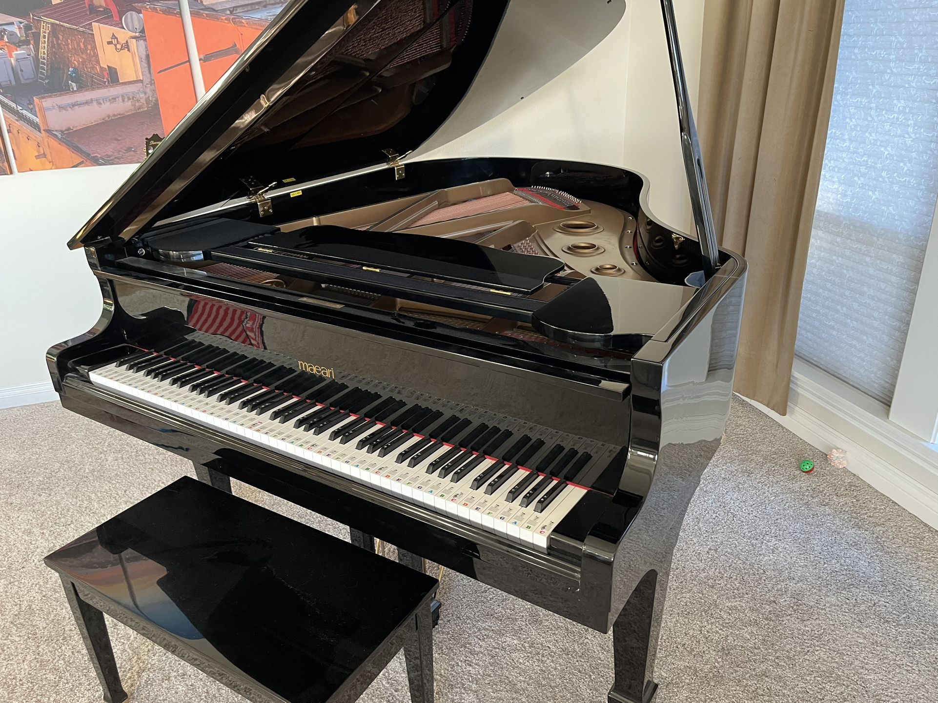 Baby Grand Piano Nearly New.