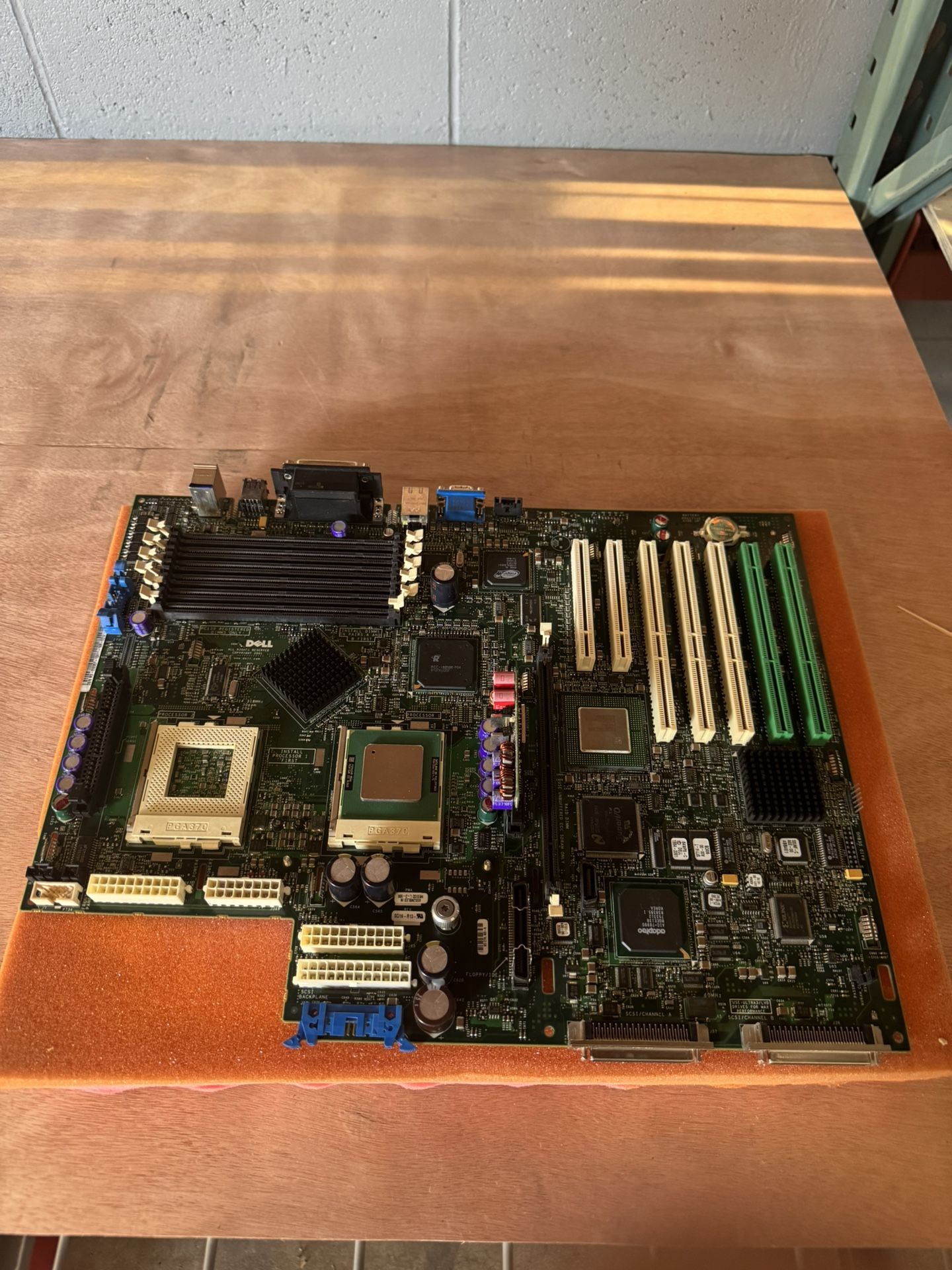 Dell Refurbished Power Edge, 2500 Motherboard And 6C822, Bracket Assembly Power Supply