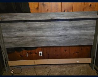 Queen bed