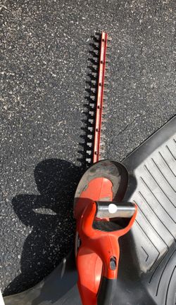Black and decker Hedgehog Hedge Cordless Trimmer