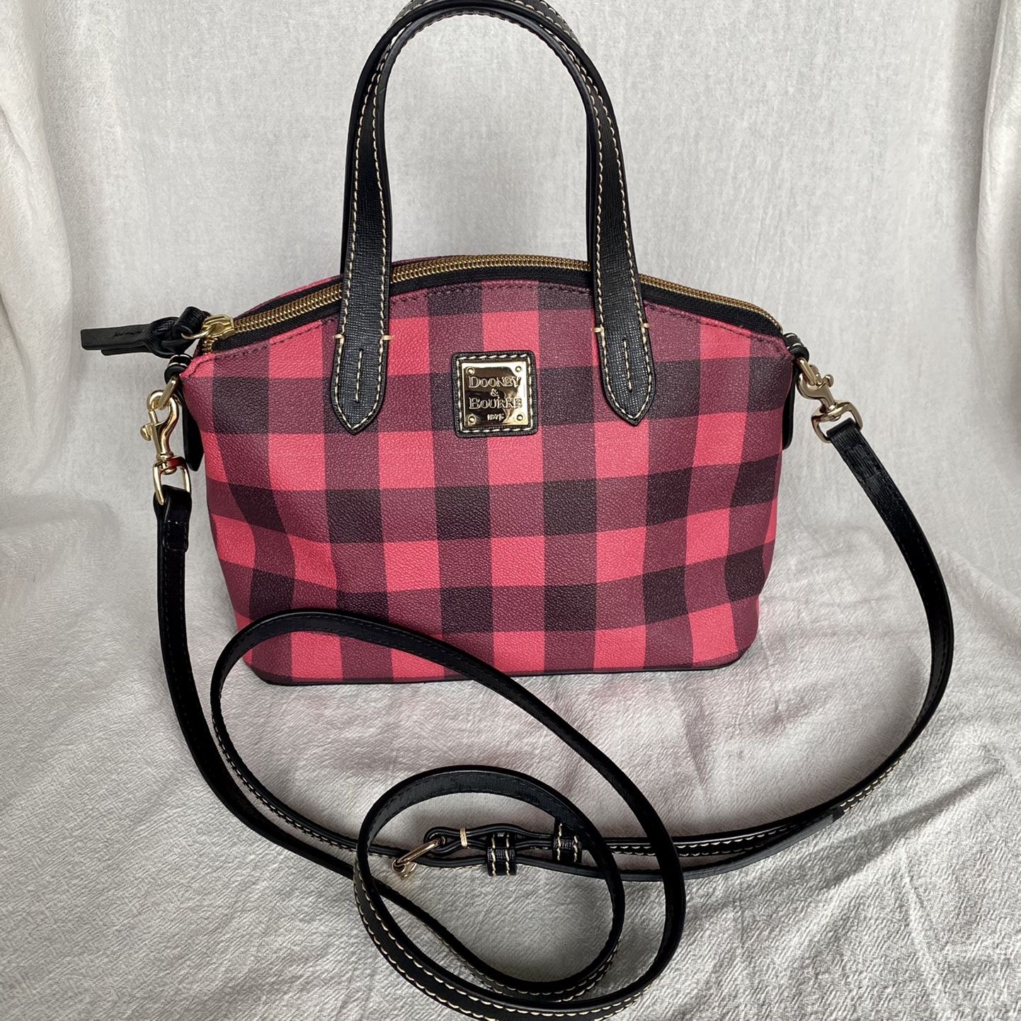 Dooney and clearance bourke plaid purse