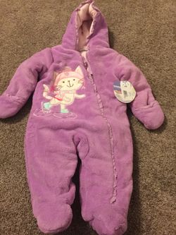 Brand new purple girls coat 6 minuets