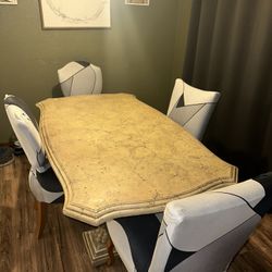 Dining Room Table & 4 Chairs