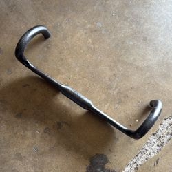 Carbon road bike handle bars 