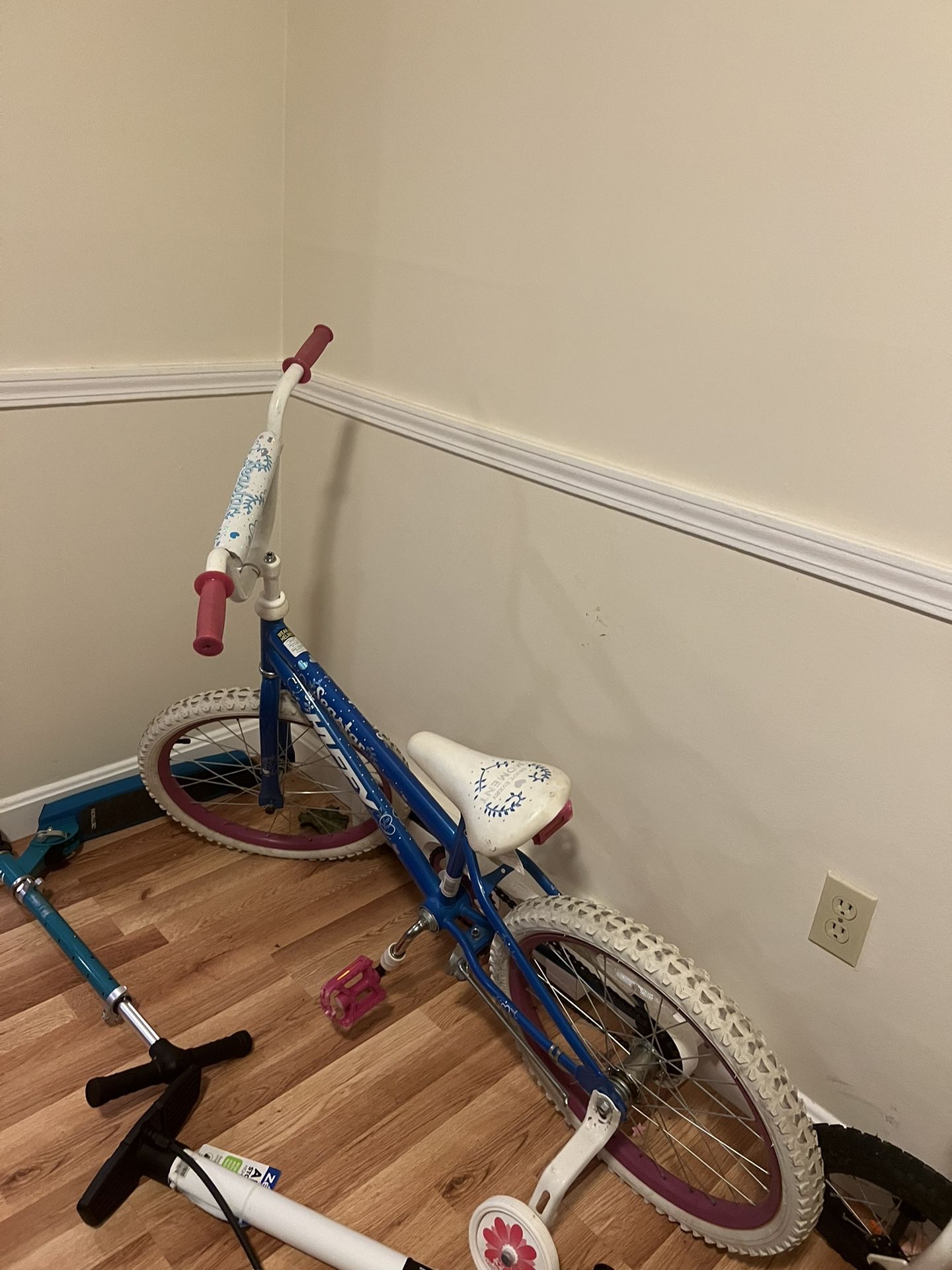 Girls Bicycle