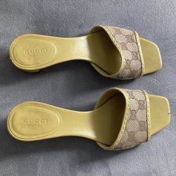 Gucci Vintage Heels Size 6 1/2 B Made In Italy