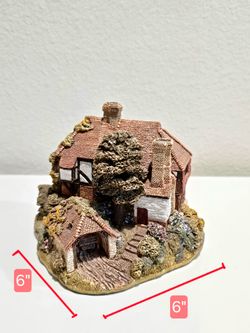 Lilliput Lane Collectible Miniature Cottage