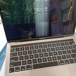 Macbook Screen Replacement 