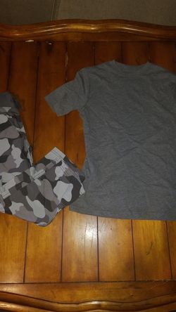 New boys size 5 Gymboree camouflage gray pants & S small matching t-shirt new outfit