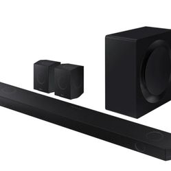 SAMSUNG SOUNDBAR Q SERIES MODEL HW- Q990D....NEW.....$ 600