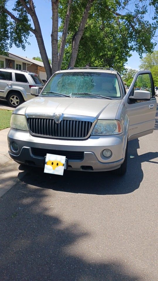 2003 Lincoln Navigator