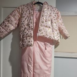 Ski NEW JACKET AND OVER ALL  150  5 Or 6 Year Old 