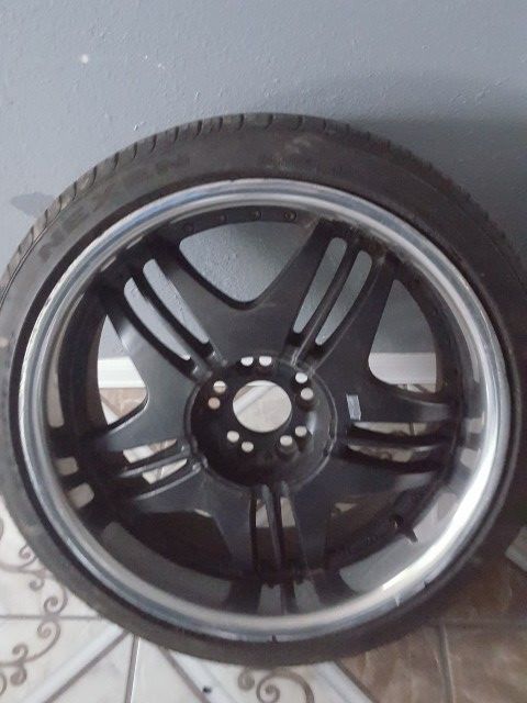 20"rims need three tires there one branew