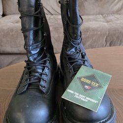 Belleville Infantry Boot Gortex Lined-Waterproof Vibram Sole