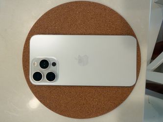 512G iPhone 15 Pro Max unlocked