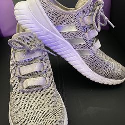 TENIS ADIDAS NÚMERO # 12
