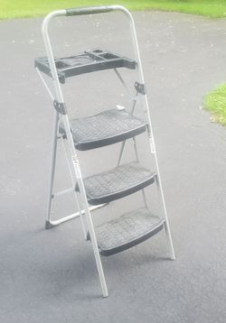 Werner StepRight 223T-6. 3 Step Stool