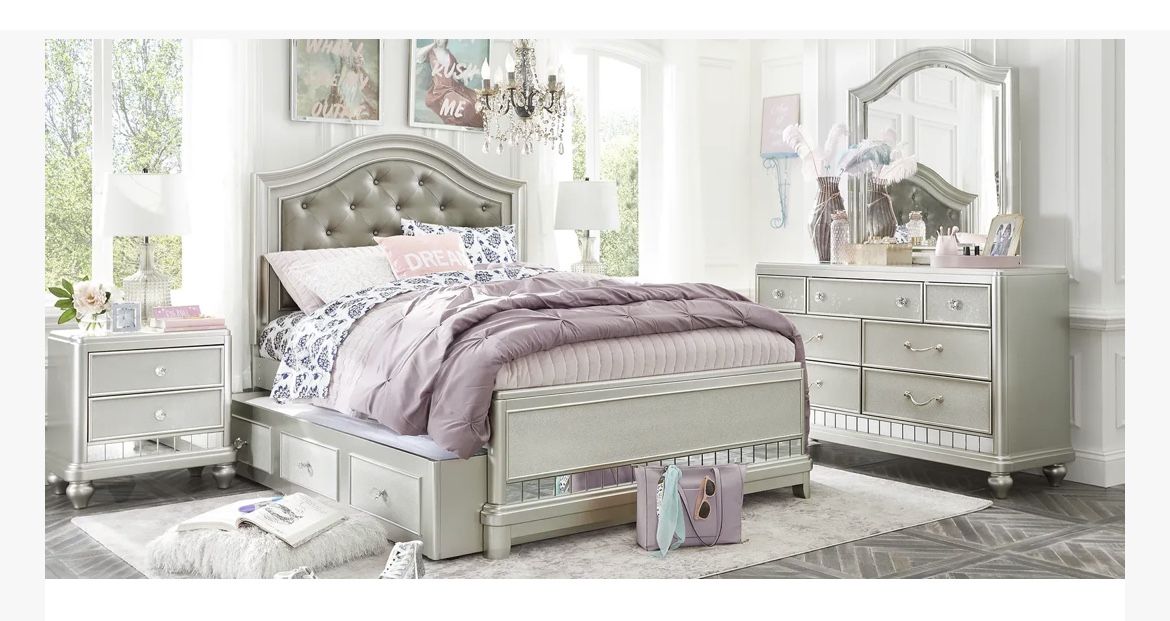 Rooms To Go Entire Kids Bedroom Set (full/queen) Size