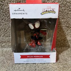 2022 HALLMARK Christmas Ornament Marvel Spidey Amazing Friends MILES MORLES -NEW