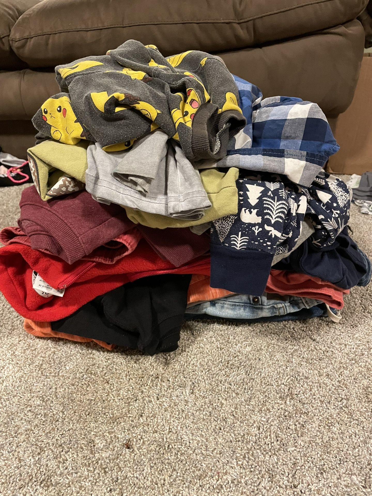 Boy Clothes Size 8 (m)