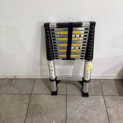 Telescopic ladder with leg support - 12.5 feet - new - L140