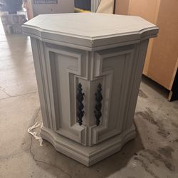 Solid wood corner storage cabinet / plant stand