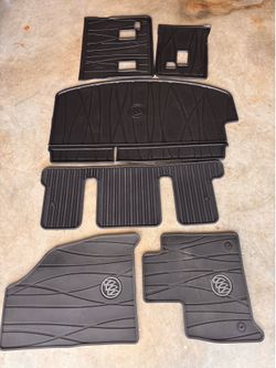 Buick Enclave all-weather rubber mats