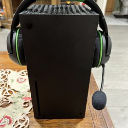 Xbox Series X With Headphones And Controller
