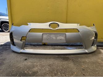 2012-2014 TOYOTA PRIUS C FRONT BUMPER OEM