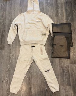 Fear Of God Essential “Light Oatmeal” Set (XS)
