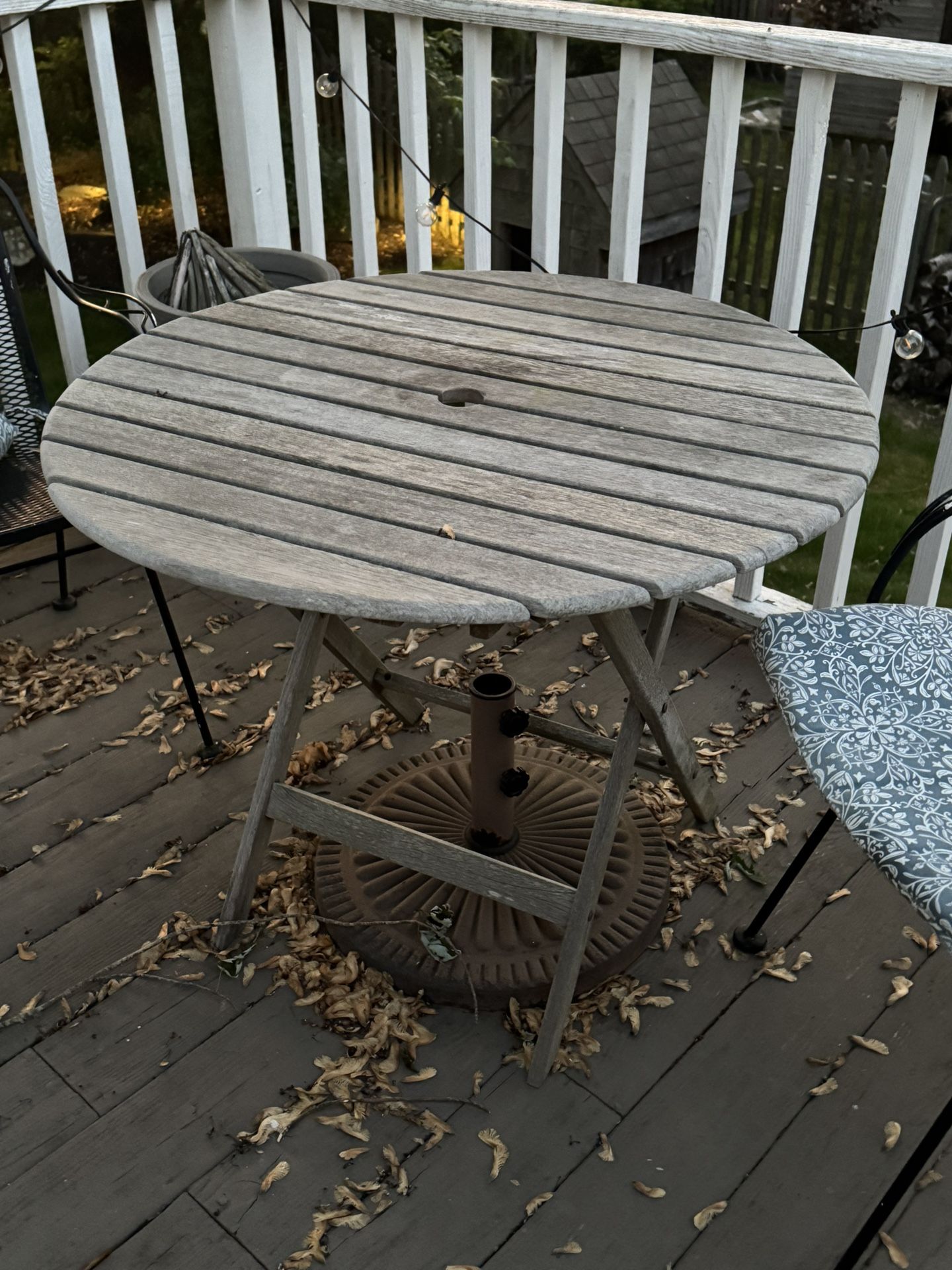 TEAK TABLE