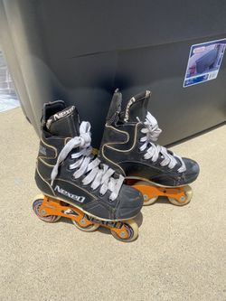 Hockey Roller Skates