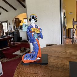 Vintage Doll Japanese Geisha Figurine In Kimono 13” Tall