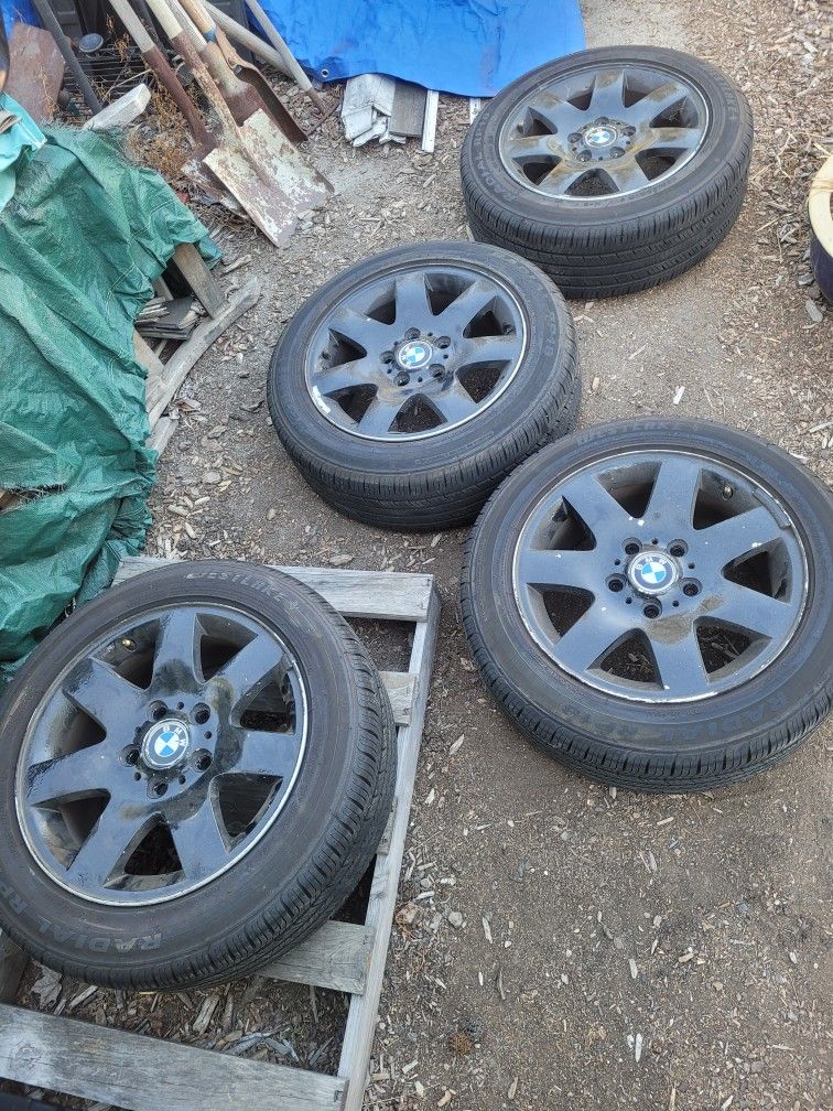 2004 Bmw E46 325i 120x5 16" Wheels - Rims And Tires