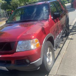 2003 Ford Explorer 
