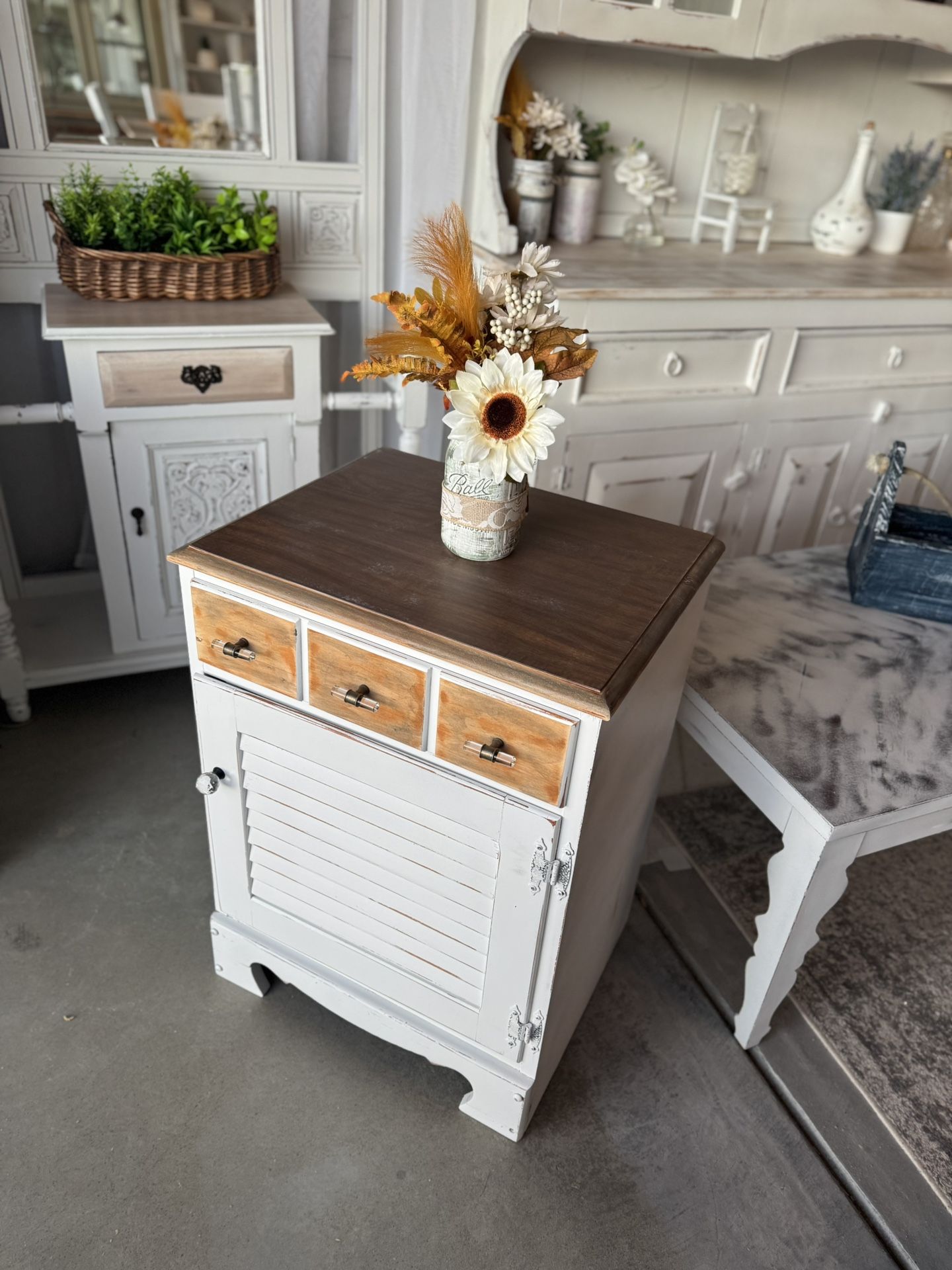 Accent Table / Cabinet