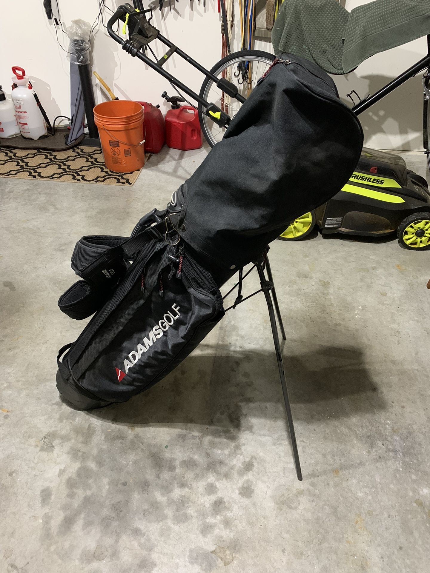 Adams Tight Lies Carry Golf Bag