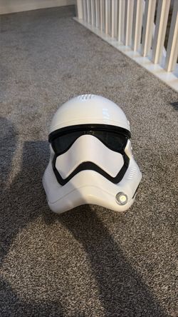 Disneyland  Exclusive Stormtrooper Mask -Rare