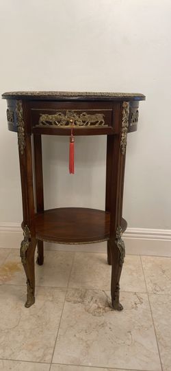 Vintage French Antique-Style Side Table / Occasional Table