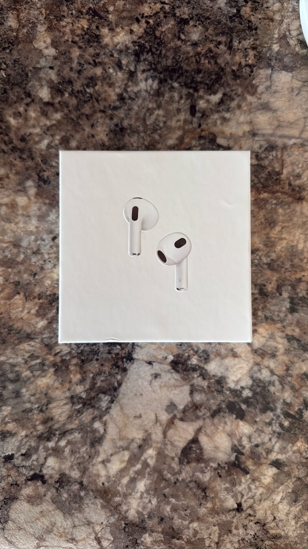 AirPods Gen 3