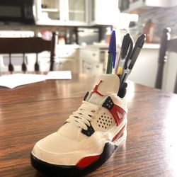 Custom Jordan 4 Pen Holder 