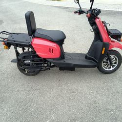 Zev Model 2700 & Electric Moped Color Red