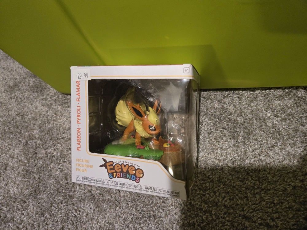 Pokemon Eevee Figure