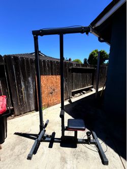 Lat pull down machine