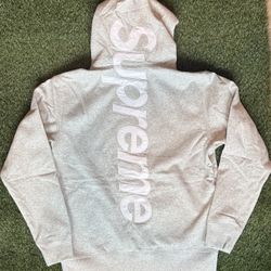 Supreme Hoodie 