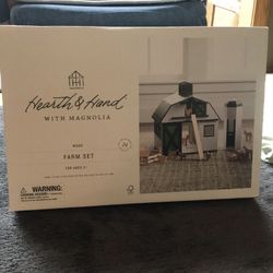 NIB Hearth and Hand with Magnolia Farm Set