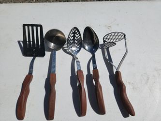 Cutco 5-Piece Kitchen Utensil Set Wood Handles