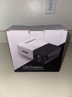 Portable Projector 3D Hd Led Home Theater Cinema HDMI-compatible Usb Audio Projector Yg300 Mini Projector